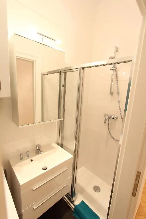 Checkvienna - Mollardgasse Apartment Austria