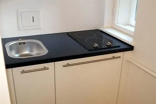 Checkvienna - Mollardgasse Apartment